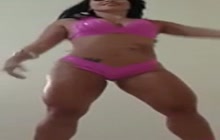 Perfect Latina Webcam Dance